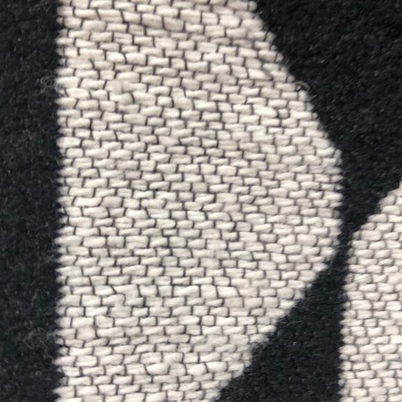 Zara Black/White Mini Skirt - Picture 4 of 5